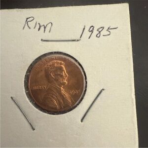 1985-D  1C Lincoln Memorial penny-w/rim error- Off Center